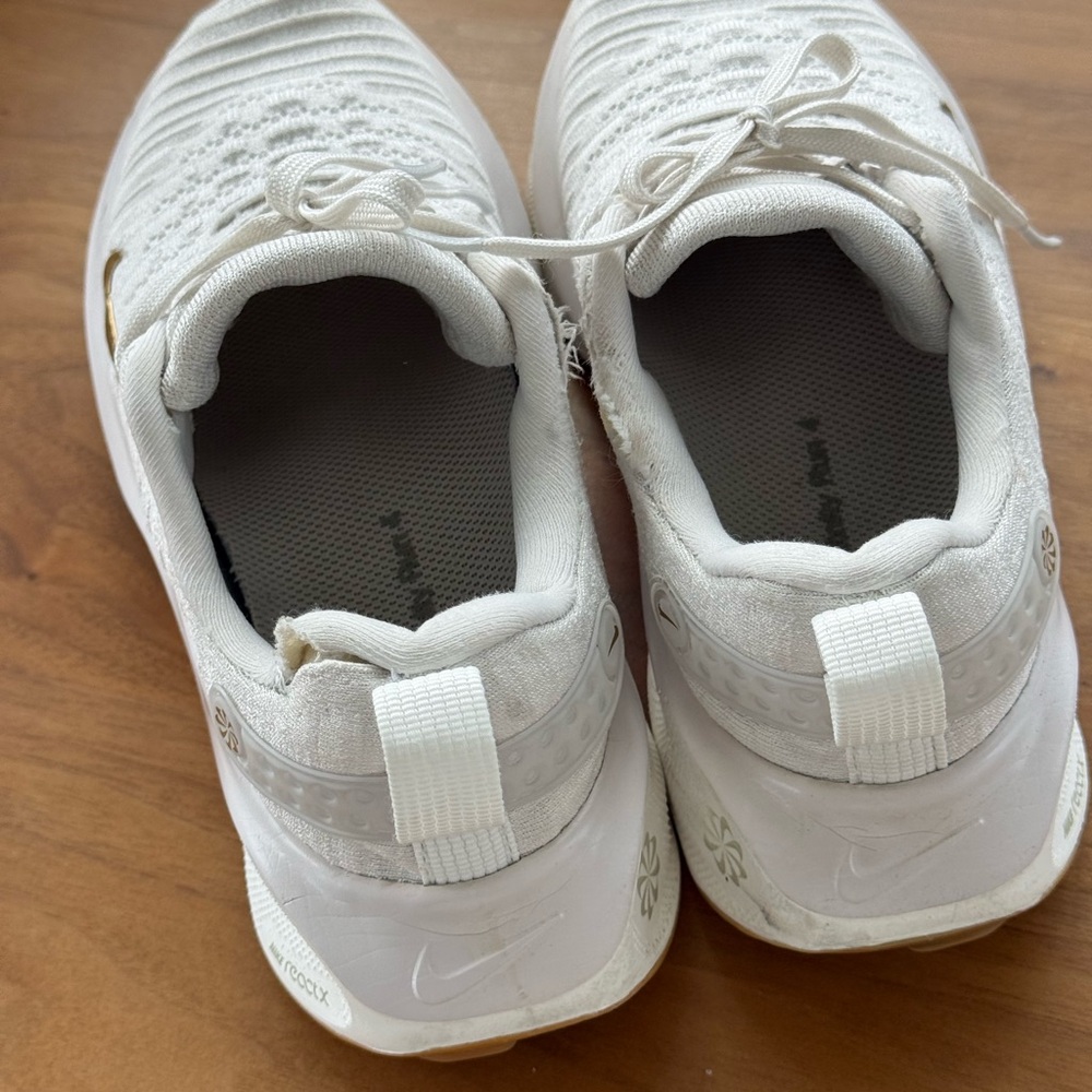 Nike White Women's Flyknit Running Shoes with Gold Swoosh - Picture 4 of 10